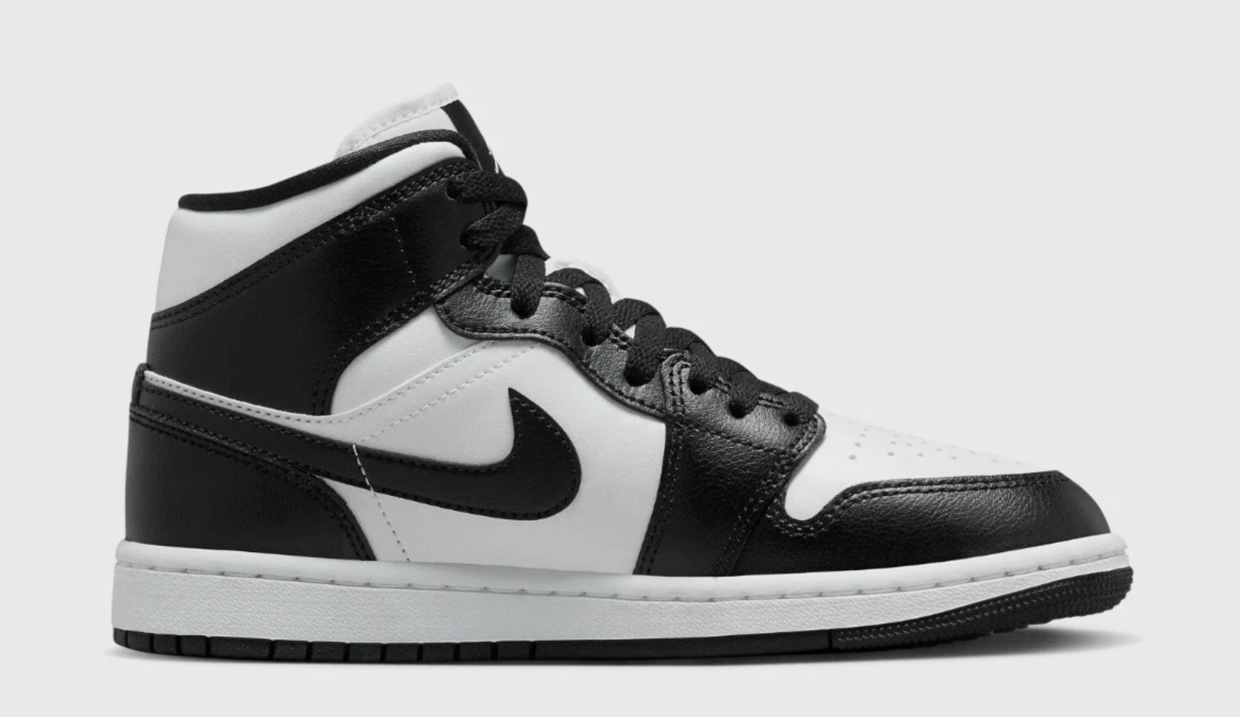 Air Jordan Mid Panda