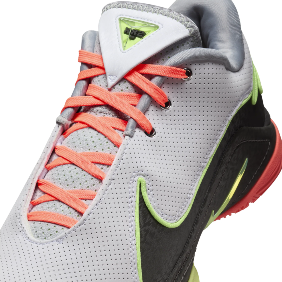 Lebron XXII ep crown jewel moonlights